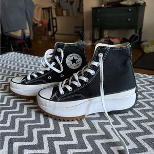 Converse Run Star Hike